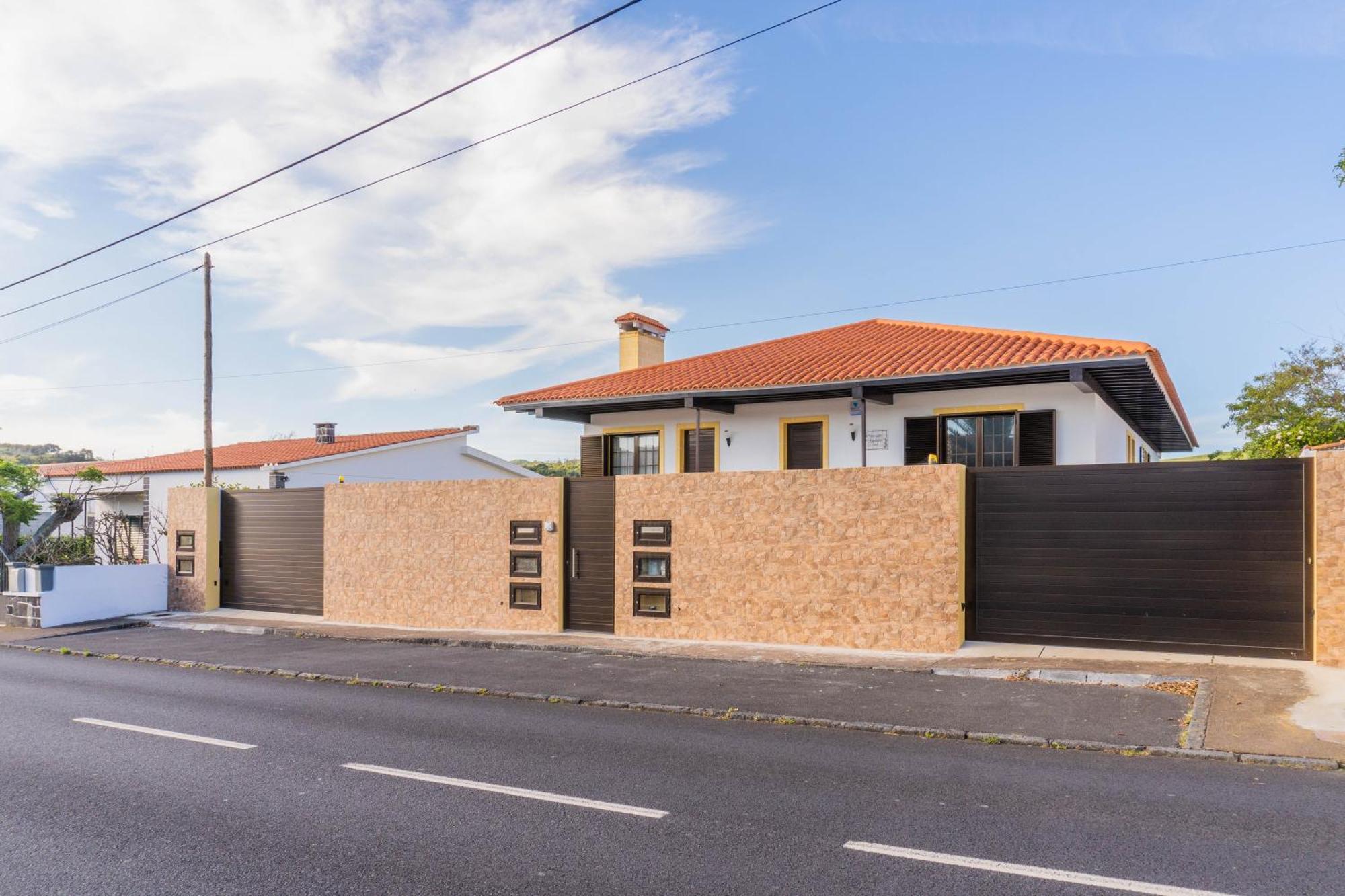 Pinheiro Sun&Beach House Ponta Delgada Eksteriør bilde